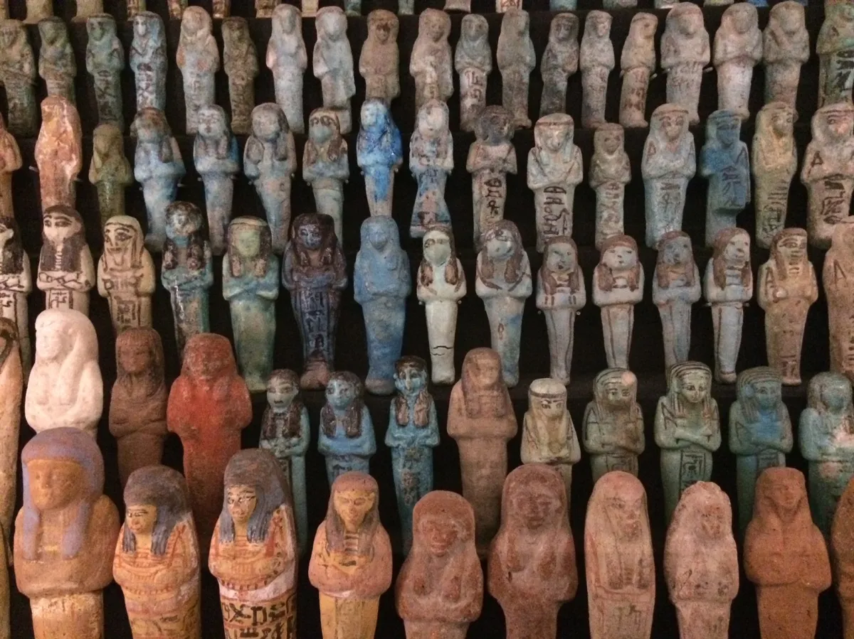 Valley of the Golden Mummies